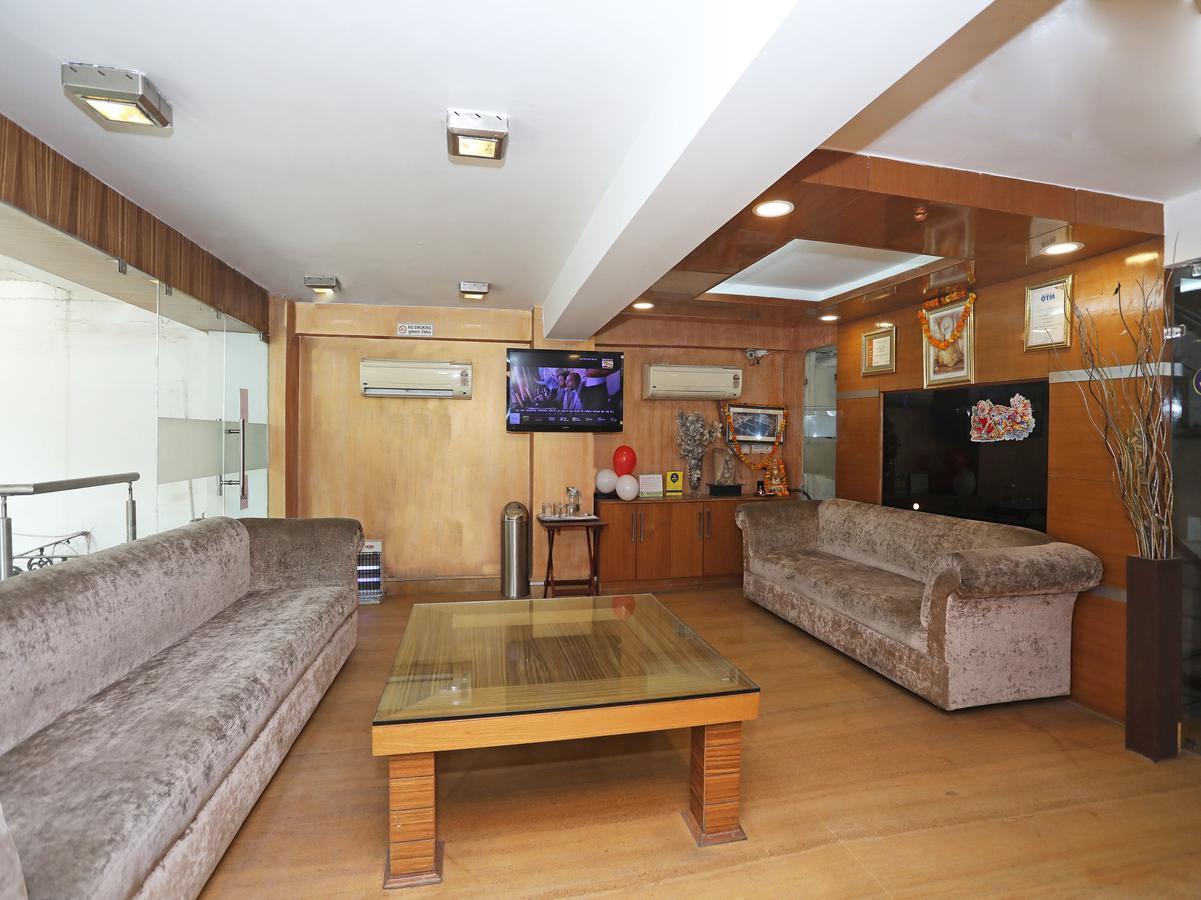 Hotel Balsons Continental New Delhi Extérieur photo